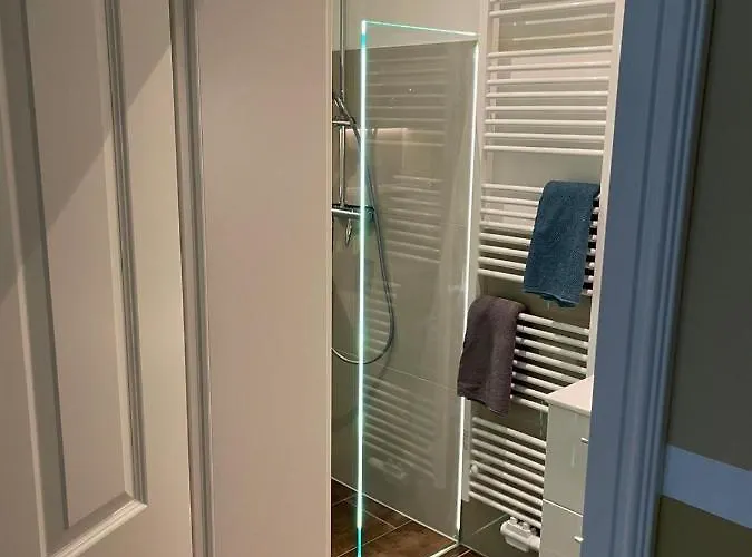 Johannes Hof * Bunde (Lower Saxony)