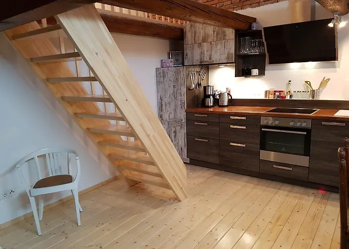 Johannes Hof * Bunde (Lower Saxony)